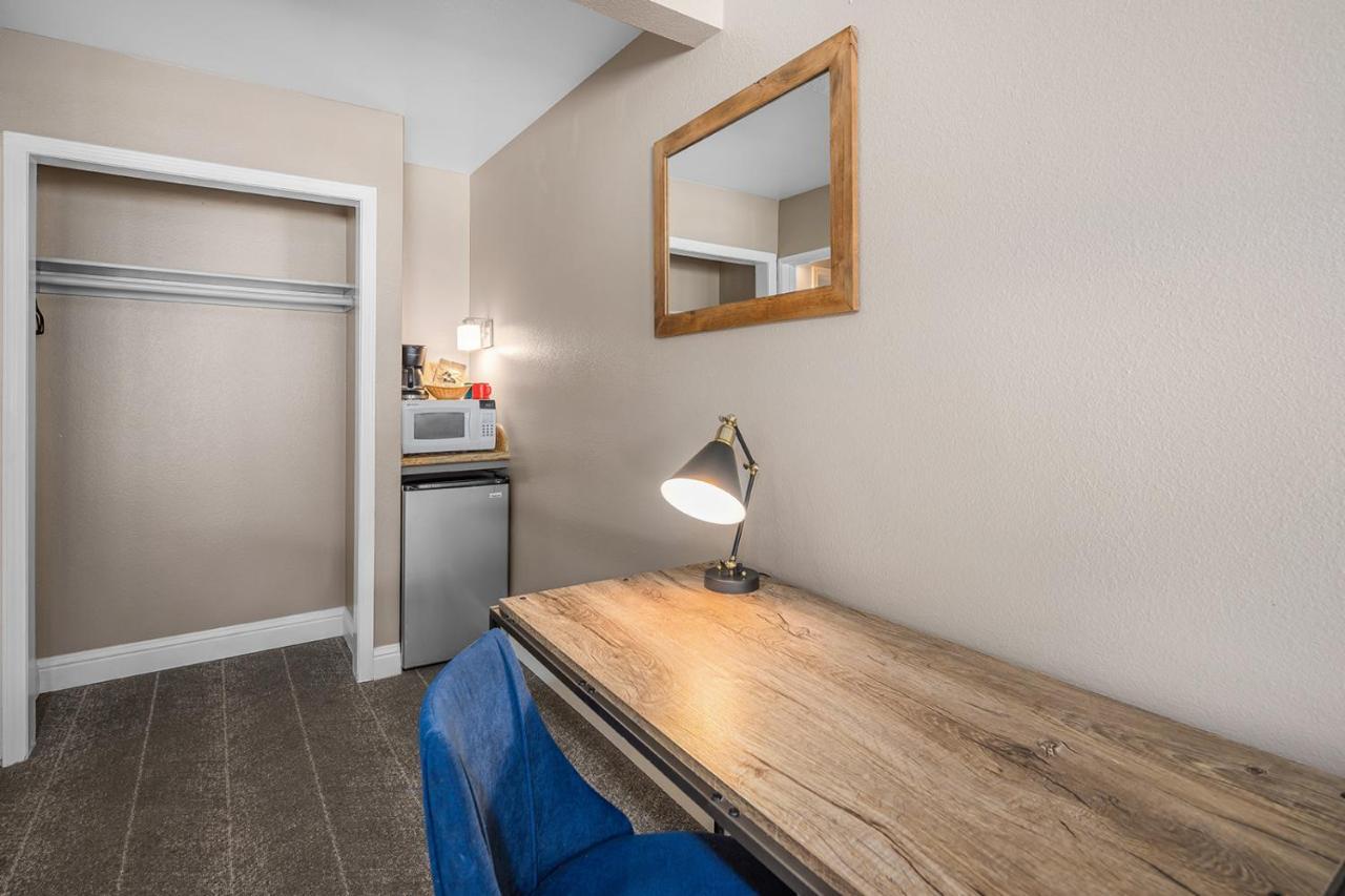 The Inn At Boatworks, Lake Tahoe تاهو سيتي المظهر الخارجي الصورة